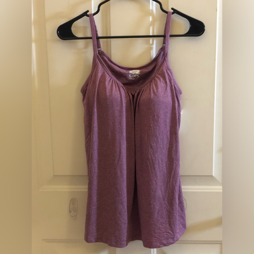 Woman’s NWT Size M Padded Plum Tank Top